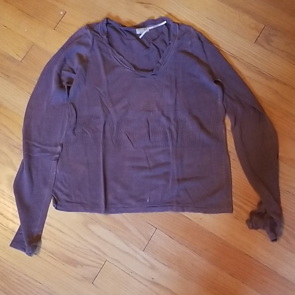 XS Max Studio 100% Silk Brown Long Sleeve Tee